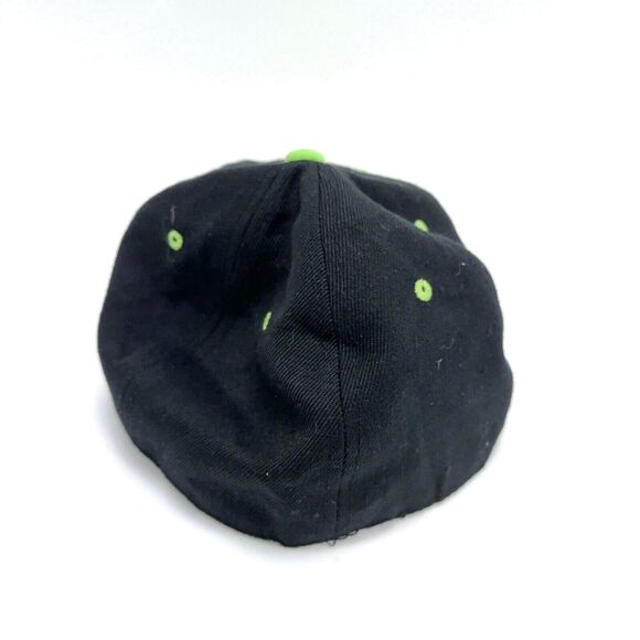 Under Armour Black Lime Green Fitted Hat Baseball Cap Size 7 / 57 cm - Picture 2 of 5